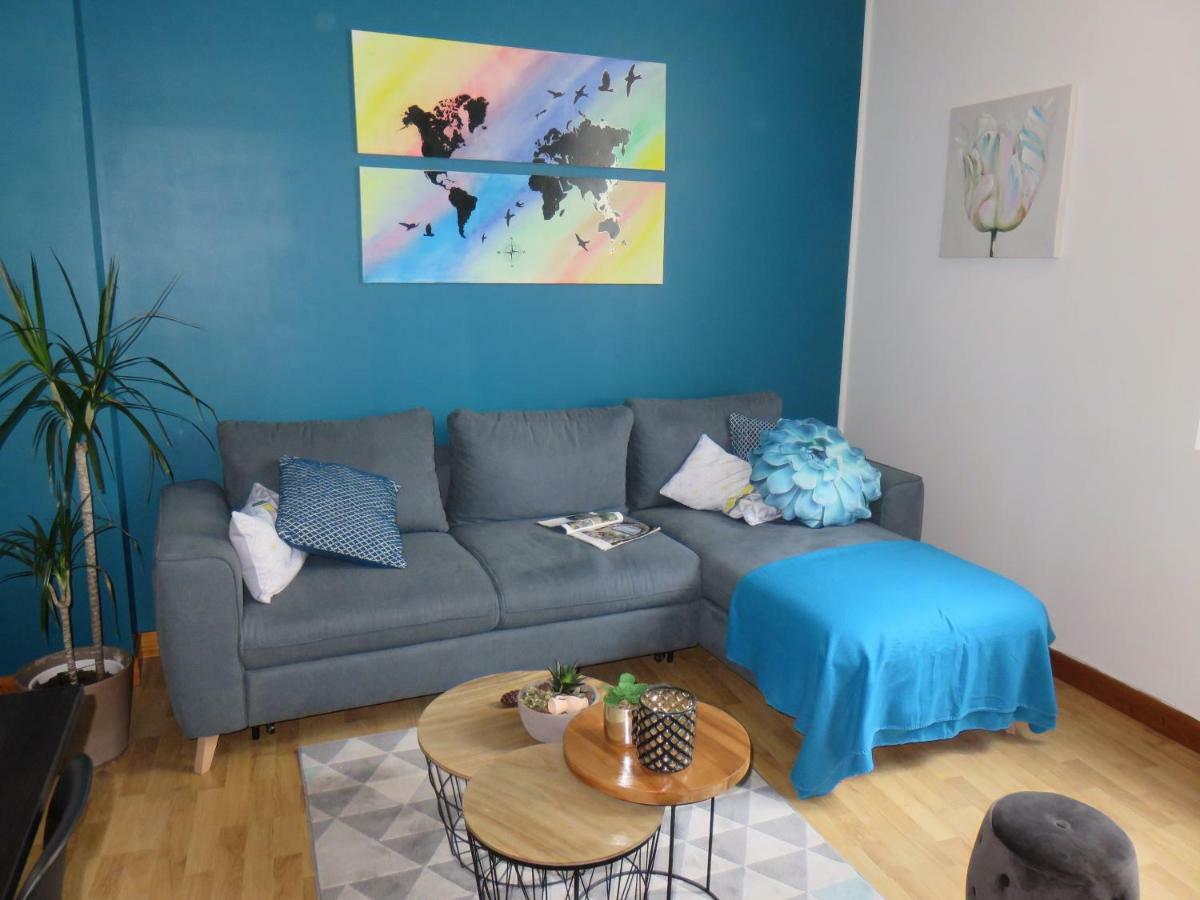 Grand appartement chaleureux Thouars Extérieur photo