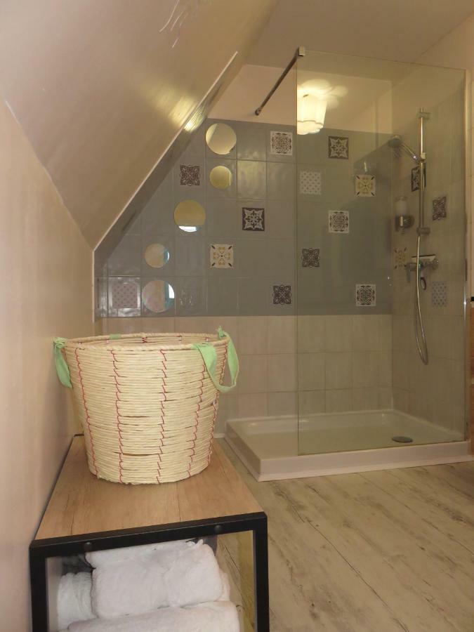 Grand appartement chaleureux Thouars Extérieur photo